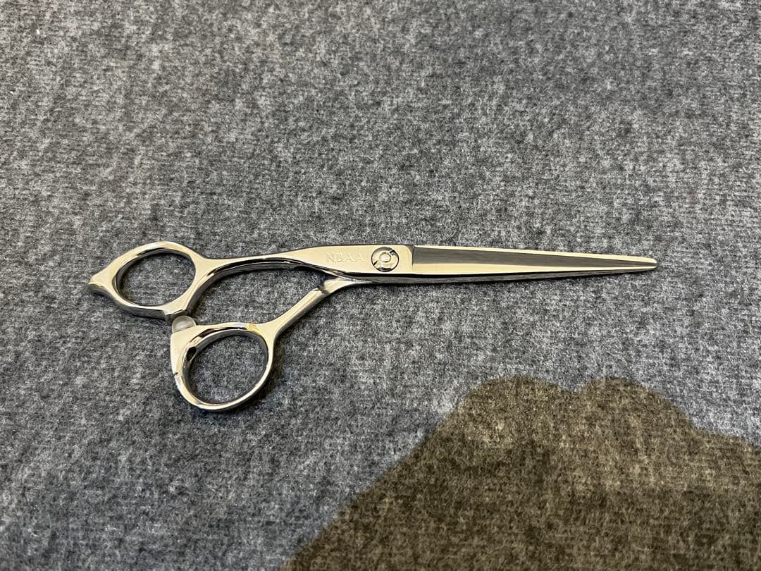 N.B.A.A. シザー　はさみ　美品　レフティ　左利き