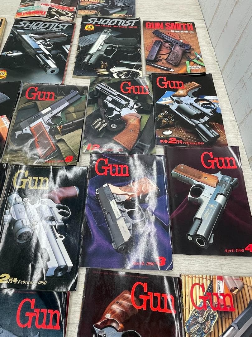 月刊GUN 1987-1990年 エアガンカタログ 23冊 まとめて