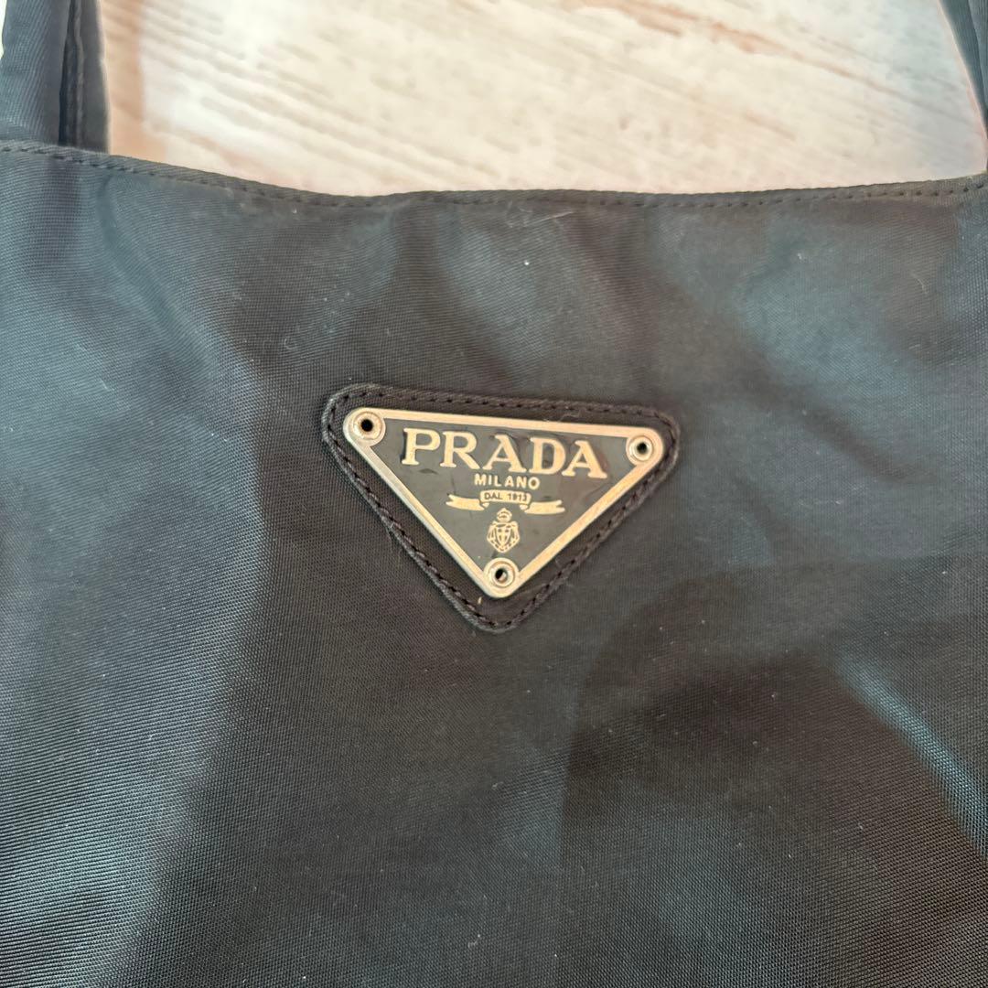 PRADA ブラックトートバッグ