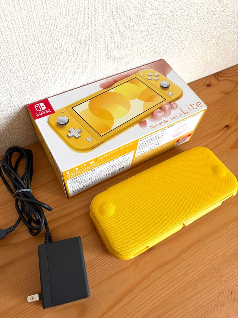 Nintendo Switch Lite イエロー 本体 美品