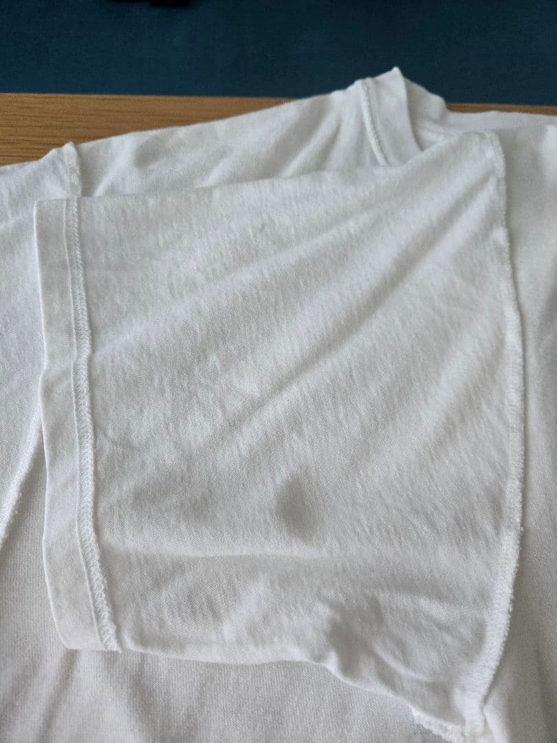 HUG Ō Wār ×レミレリーフ ヴィンテージ風コラボ Tシャツ