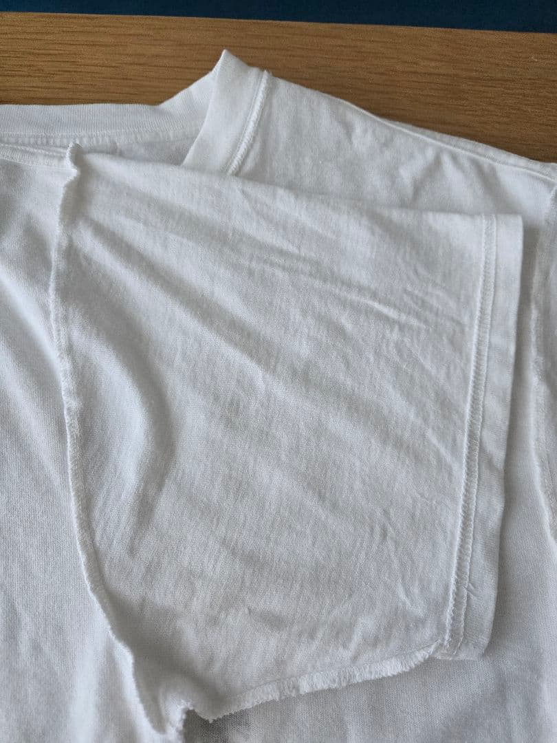 HUG Ō Wār ×レミレリーフ ヴィンテージ風コラボ Tシャツ