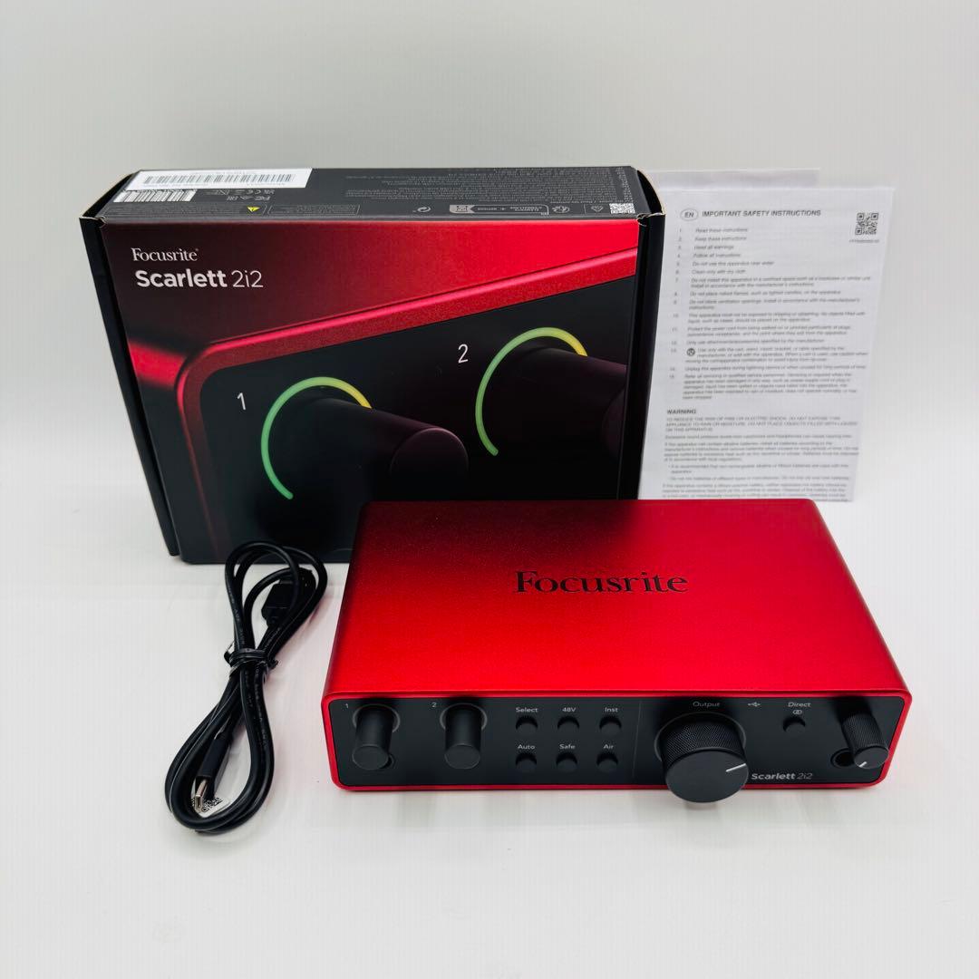 Focusrite Scarlett 2i2 第4世代オーディオインターフェース