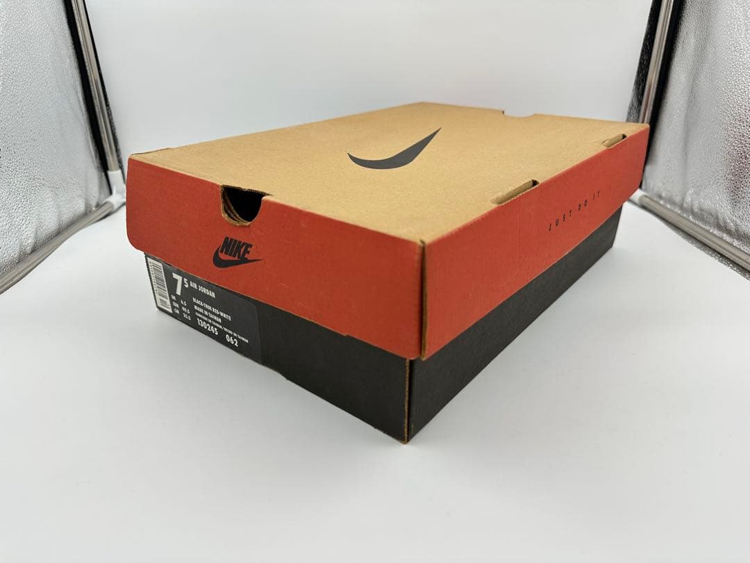 【観賞用】1996 Nike Air Jordan 11 シューズ 7 (US)