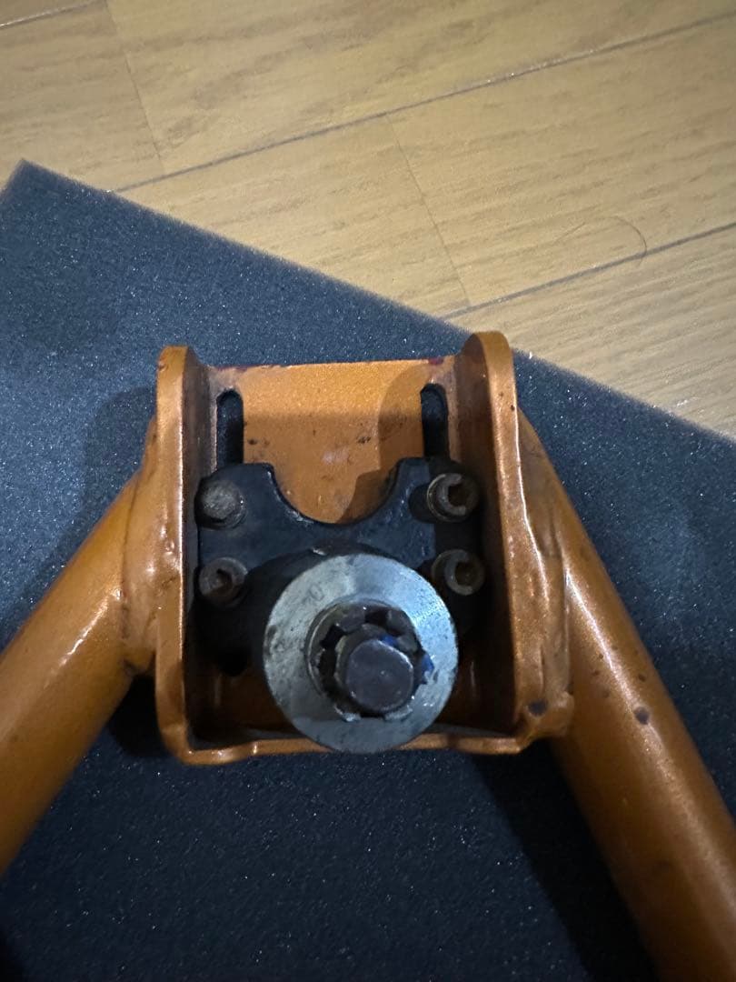 17クラウン スキッドレーシング アッパーアーム