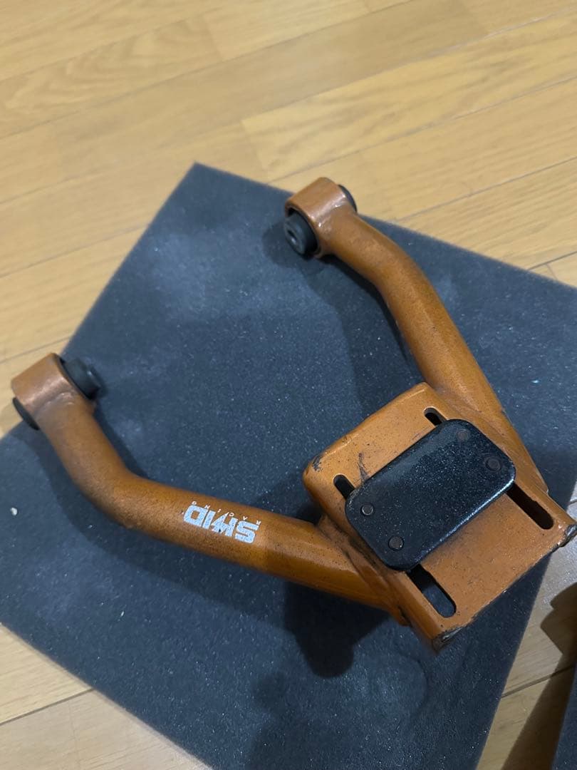 17クラウン スキッドレーシング アッパーアーム