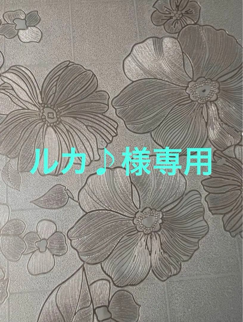 ルカ♪ 　♪新品 Lululemon Align タンクトップとレギンス