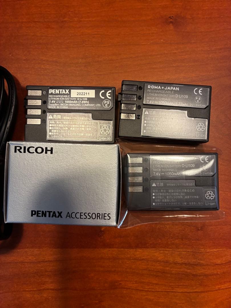 PENTAX KP デジタル一眼レフカメラ 本体とレンズ付き