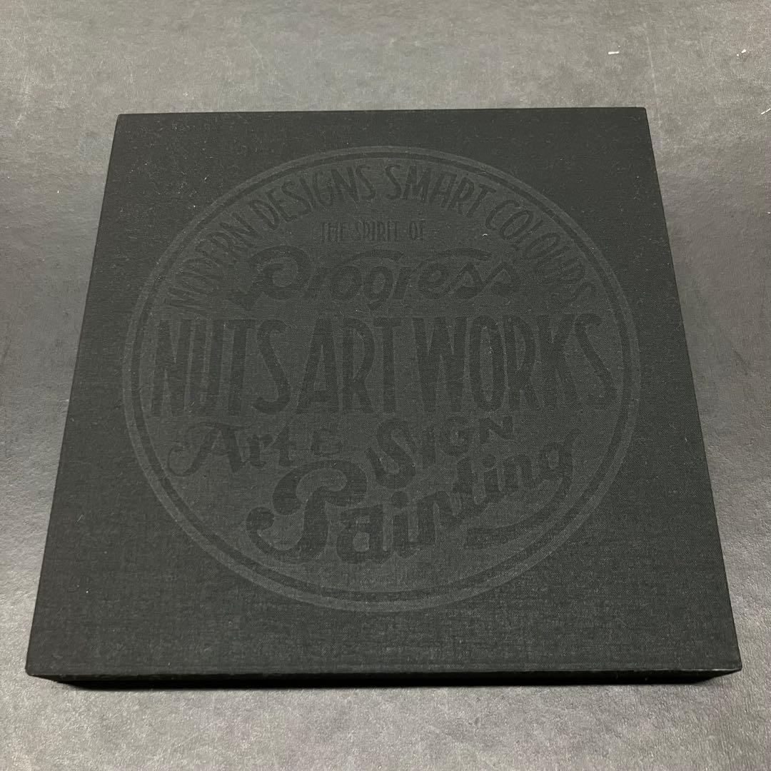 nuts art works ARCHIVES BOOK 画集
