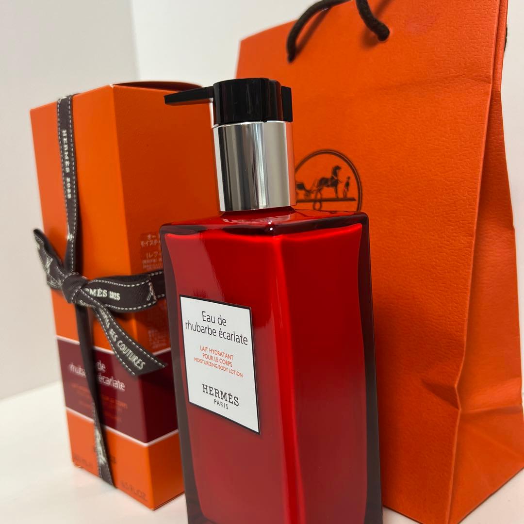 【新品】HERMES ボディーローション　オー ドゥ ルバーブ エカルラット