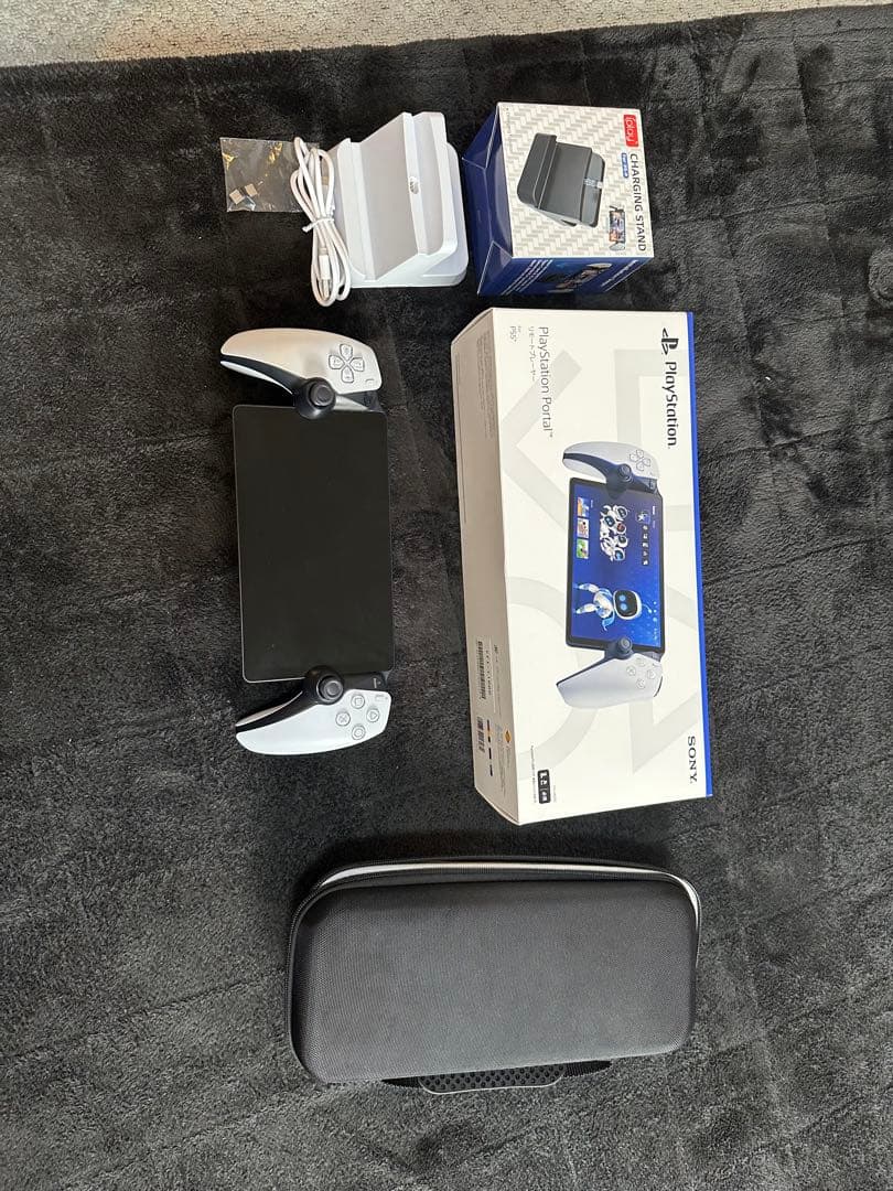 PlayStation Portal + 充電スタンド + ケース