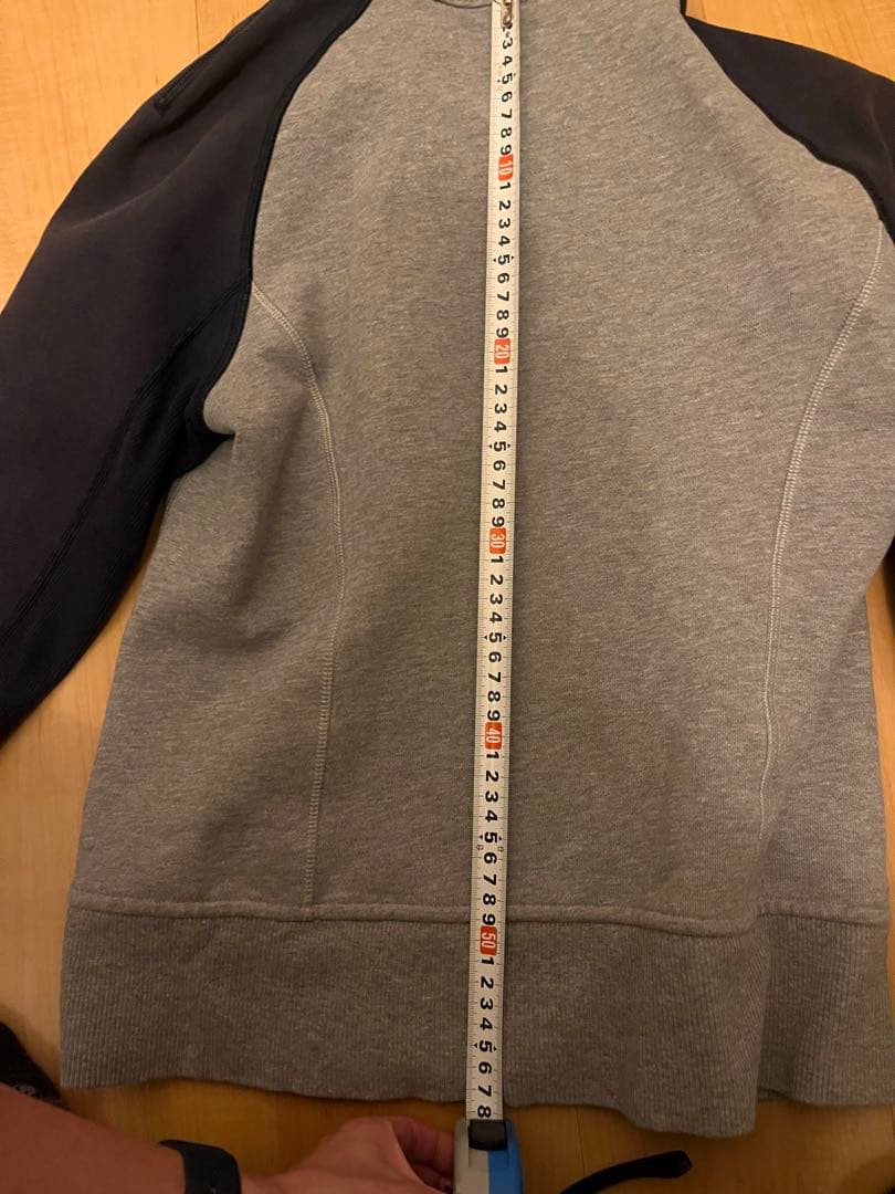 6Lululemon フルジップパーカー グレー/ネイビー