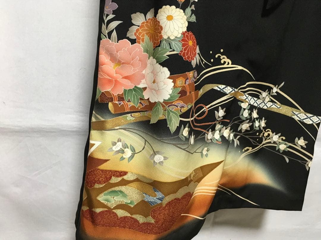 結婚式に！着物リメイク　正絹留袖ドレス　ロングワンピース　「雪輪に牡丹」Bタイプ