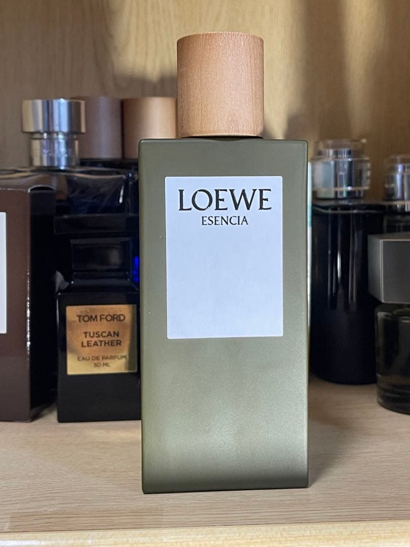 LOEWE エッセンシア　オードトワレ 100ml