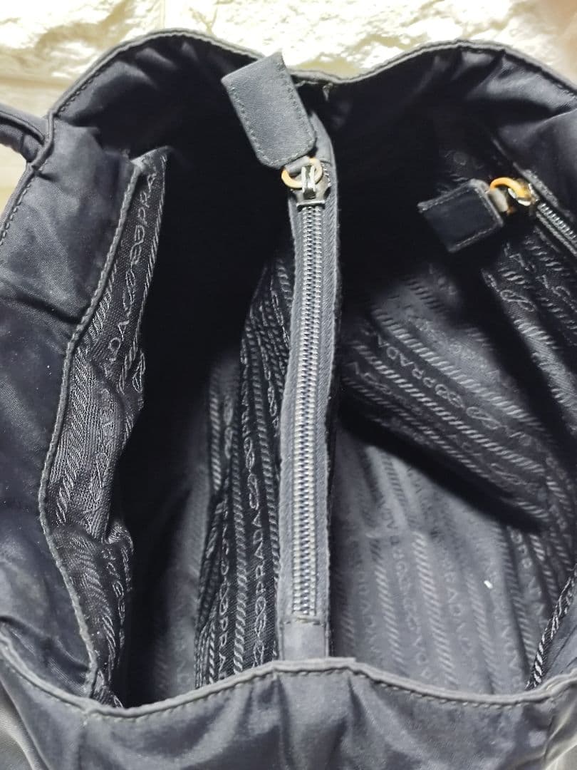 PRADA プラダ　ハンドバッグ　三角ロゴ　ナイロン　ブラック