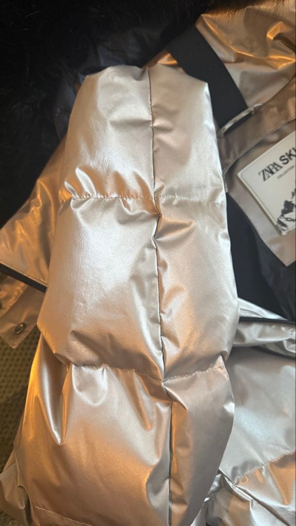 ZARA 耐水・防風 RECCO®テクノロジー ダウンジャケット