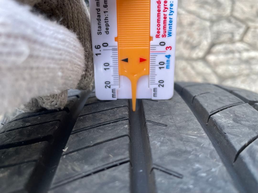 ①レイズ ベルサス ストラテジーア ヴォウジェ ノア ヴォクシー エスクァイア