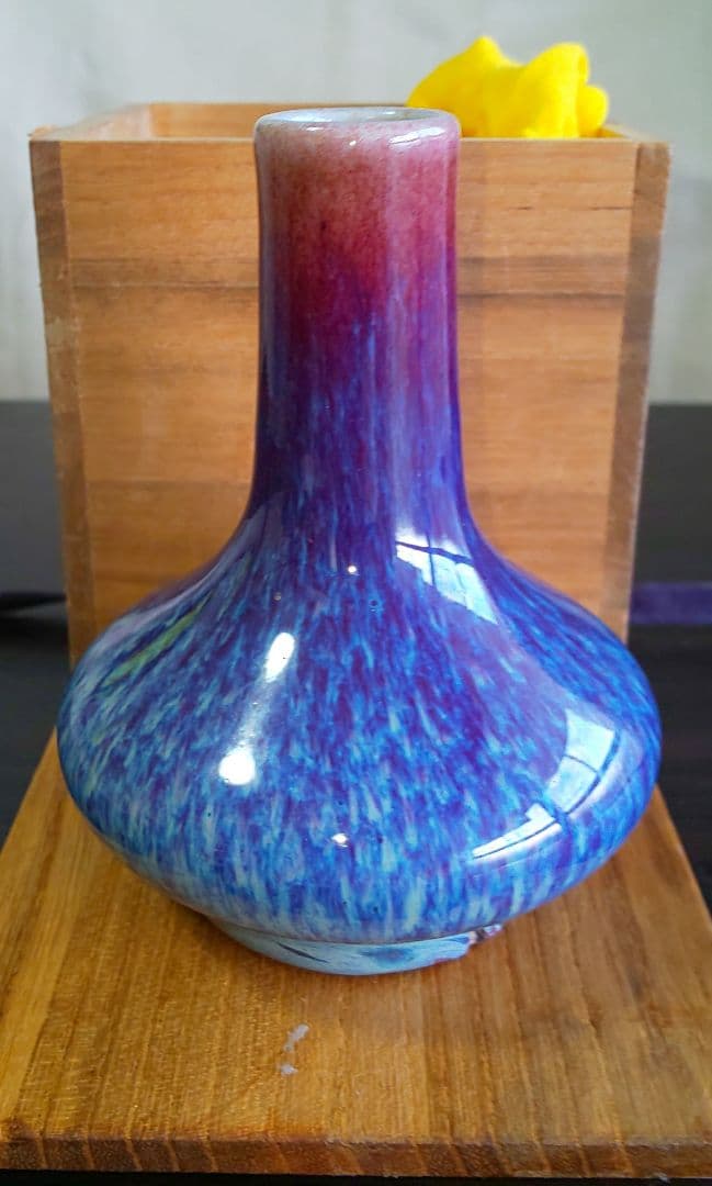 中国清時代 辰砂青紫色の陶器花瓶