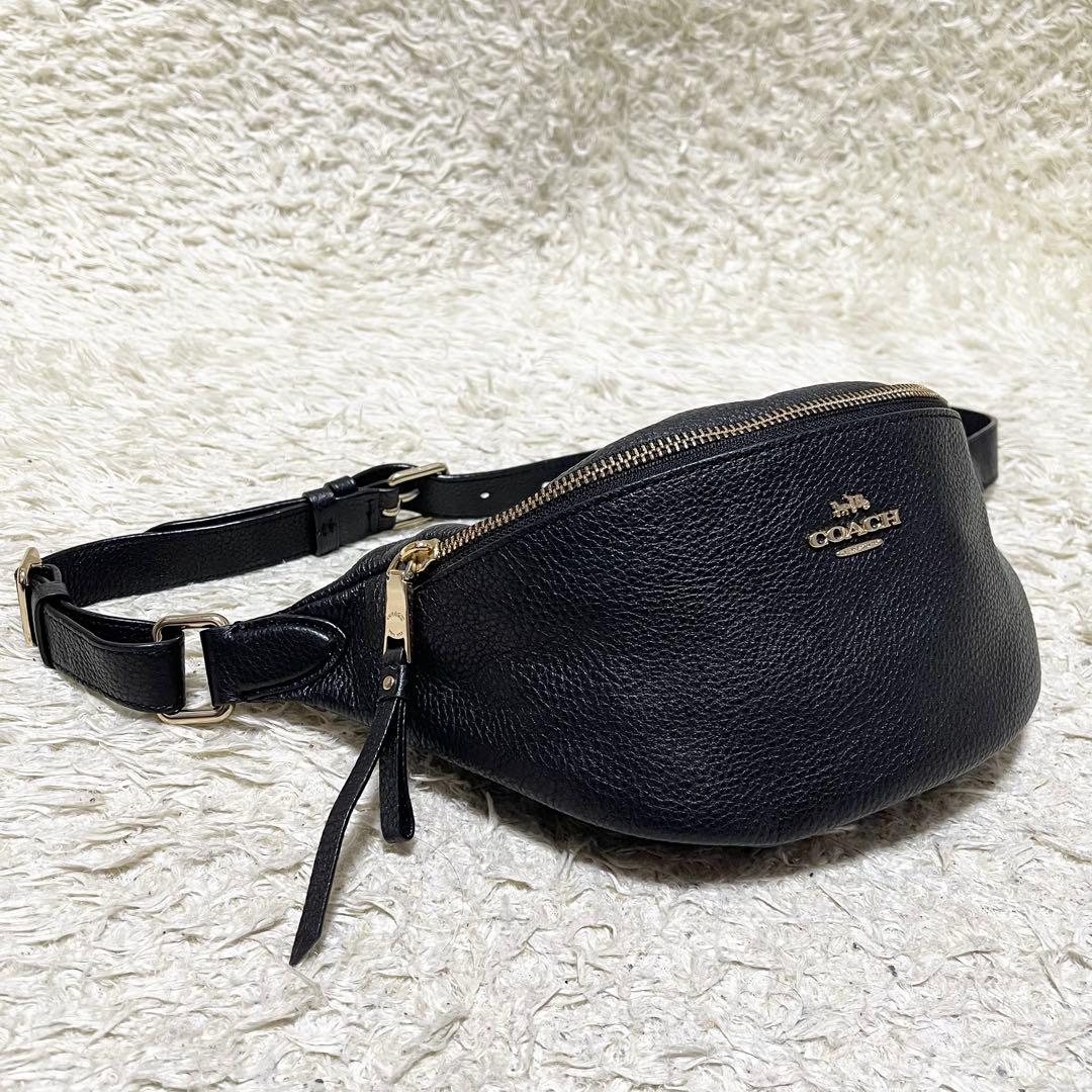 【極美品】コーチ　ボディバッグ　ウエストポーチ　レザー　本革　黒　ゴールド金具