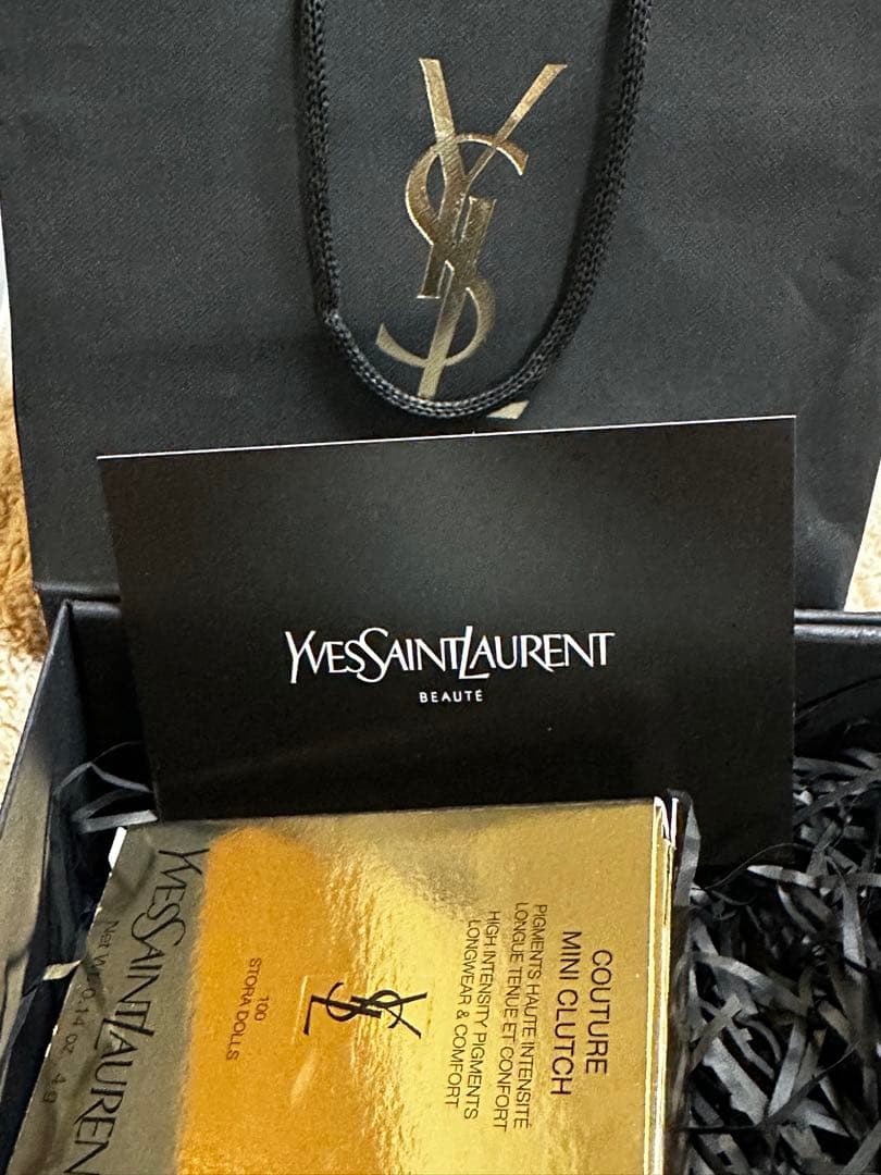 イブ・サンローラン クチュールミニクラッチ アイシャドウ 100 ギフト