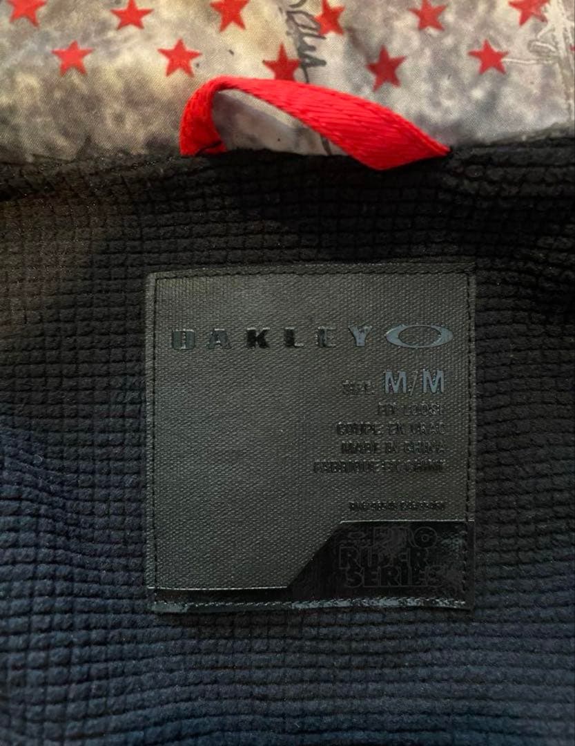 Oakley スキーウェア 赤黒 M