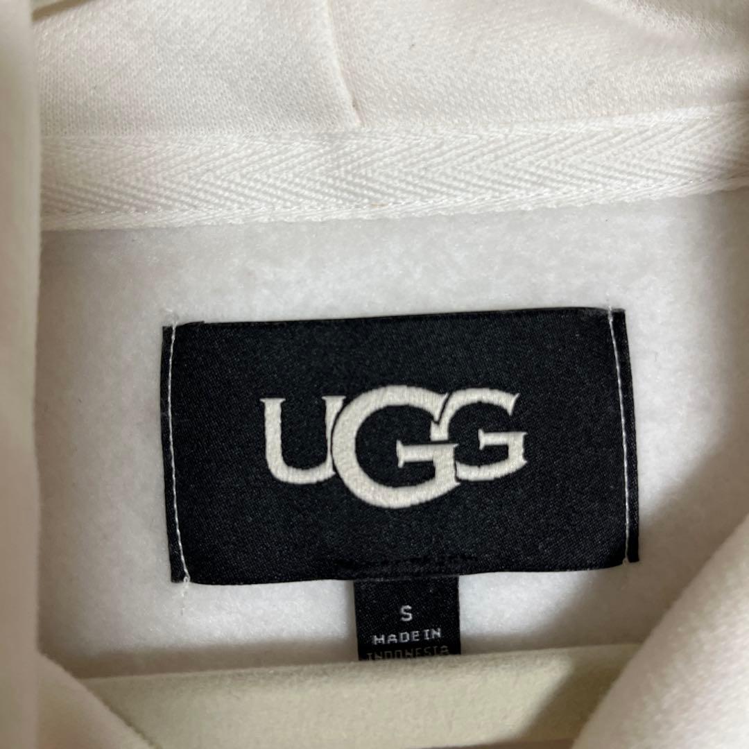 UGG パーカー　ホワイト　Sサイズ
