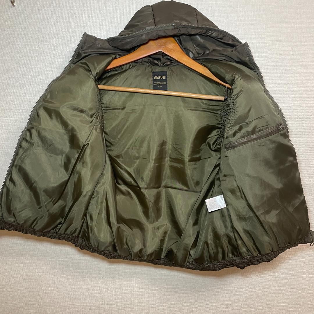 【美品】ムータマリン　ダウンベスト　迷彩　カモフラ　ロゴワッペン　M
