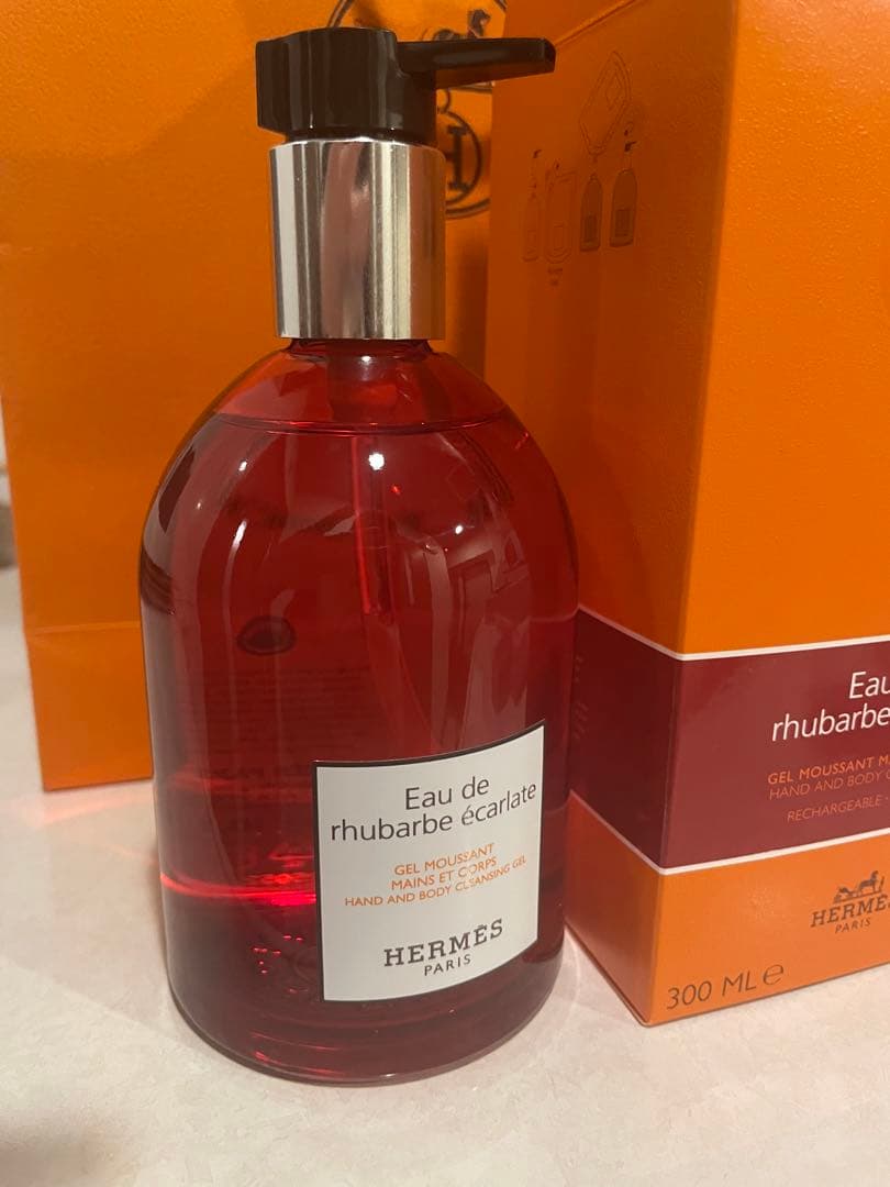 HERMES Eau de rhubarbe éclatée 300ml
