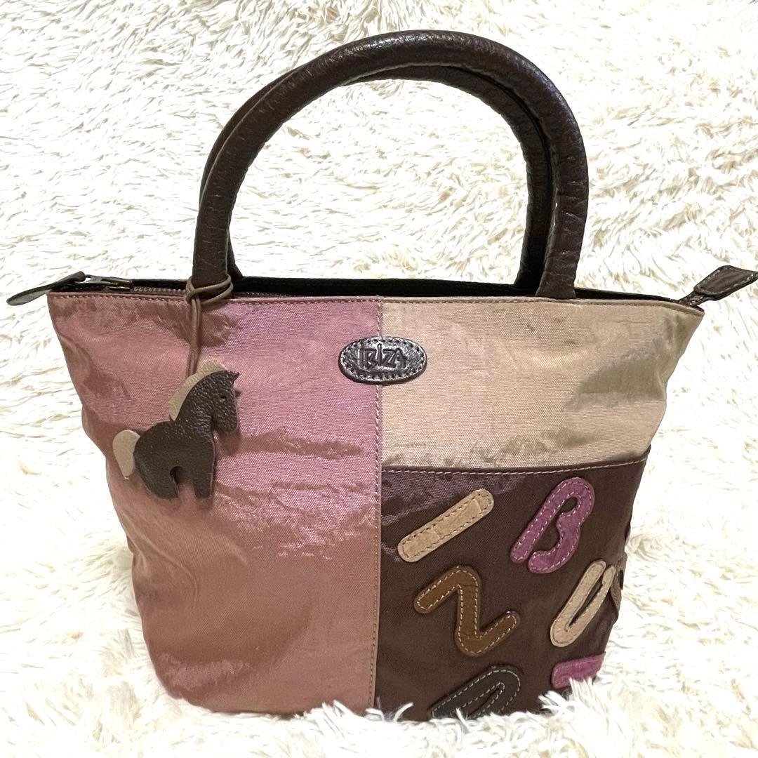 未使用級✨IBIZA イビサ ハンド　トートバッグ ナイロン ピンク チャーム付