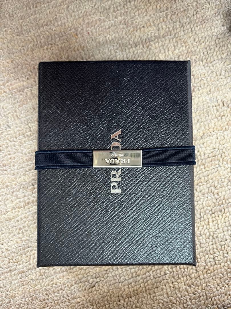 PRADAプラダ カードケース 名刺入れ トライアングルロゴ ライトブルー