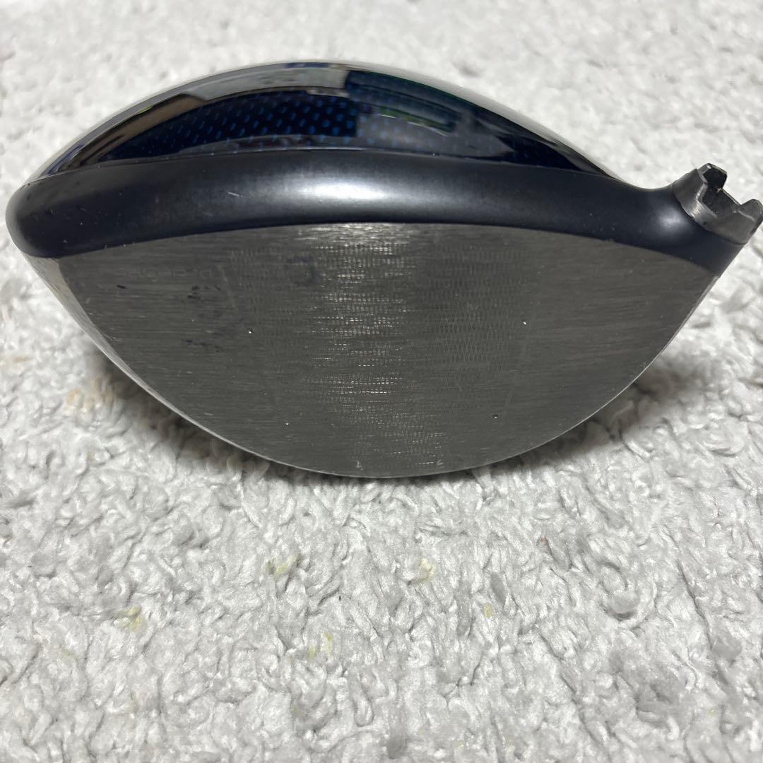 パラダイムトリプルダイヤモンド　　ドライバーヘッド。ヘッドカバー付