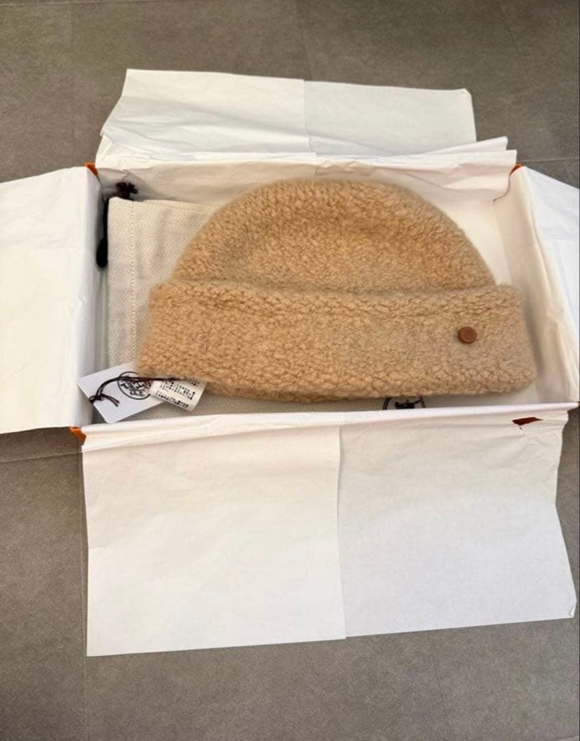 新品　エルメス　ニット帽