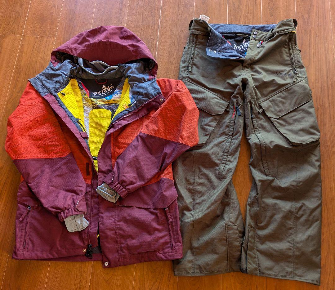 VOLCOM スノーボードウェアセット　SP(Sサイズ)