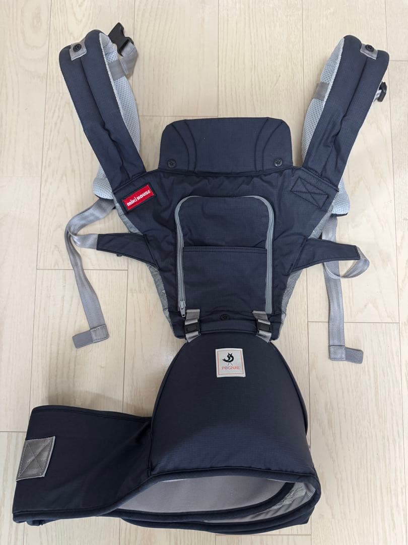 POGNAE×miki HOUSE ヒップシート グレー 星柄