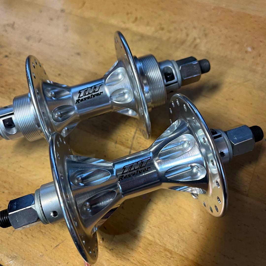 未使用　オールドBMXファン必見 TNT Revolver BMXハブセット