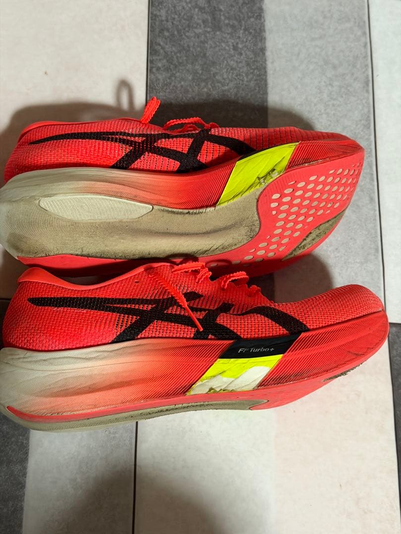 アシックス メタスピードパリスカイ サイズ26.5cm