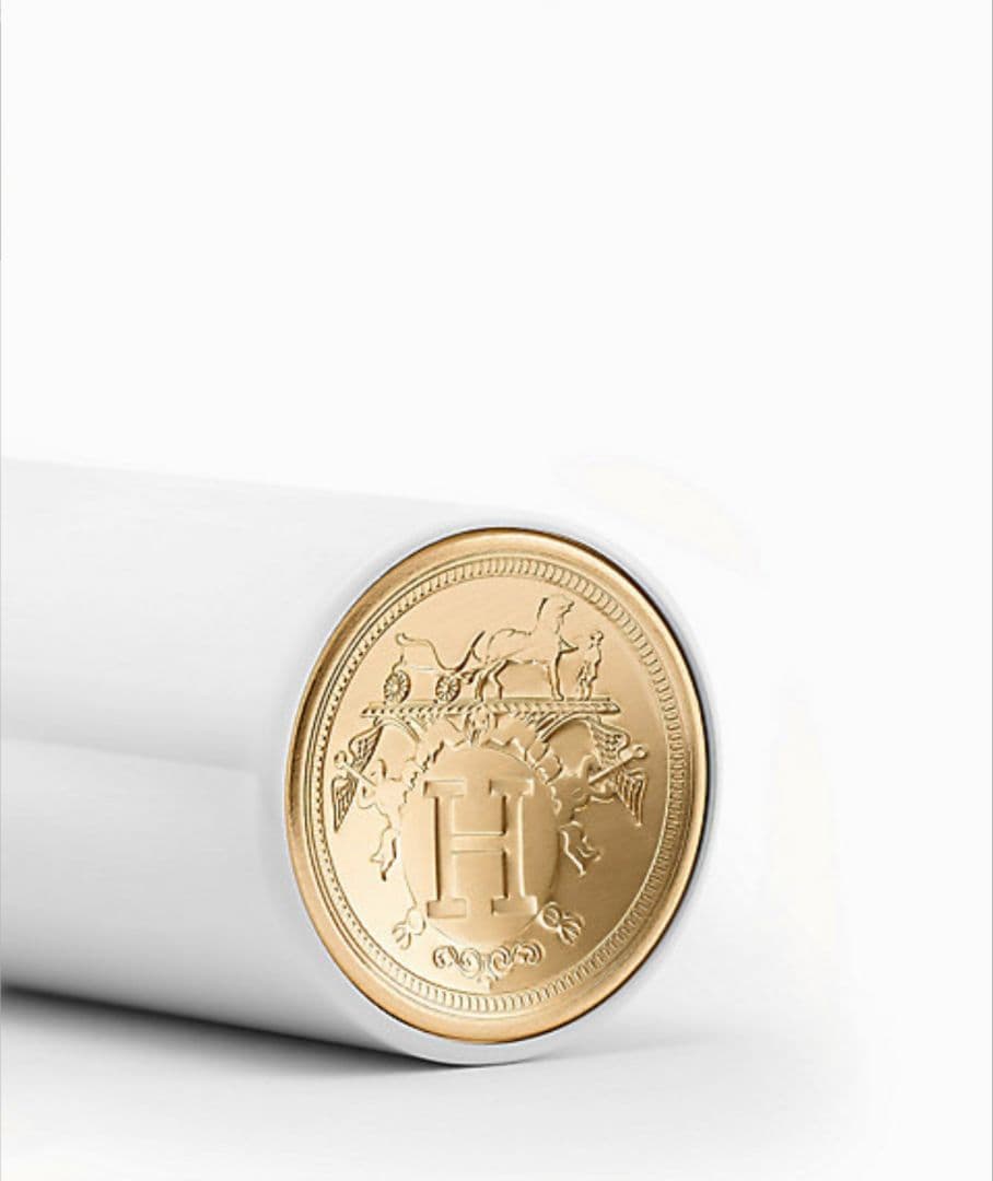 ルージュ エルメス ボーム ドゥ ソワン プール レ ルーヴル(リップバーム)