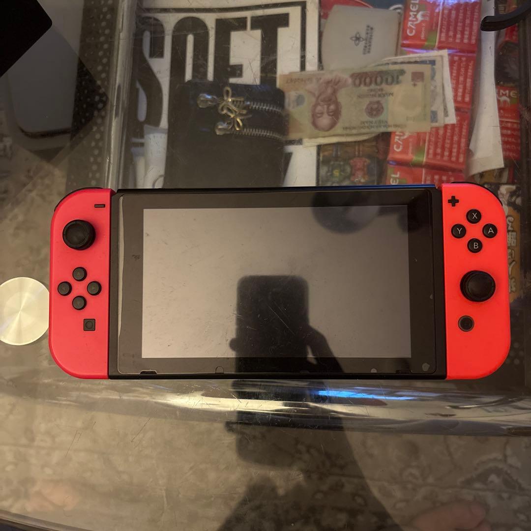 Nintendo Switch 本体 赤