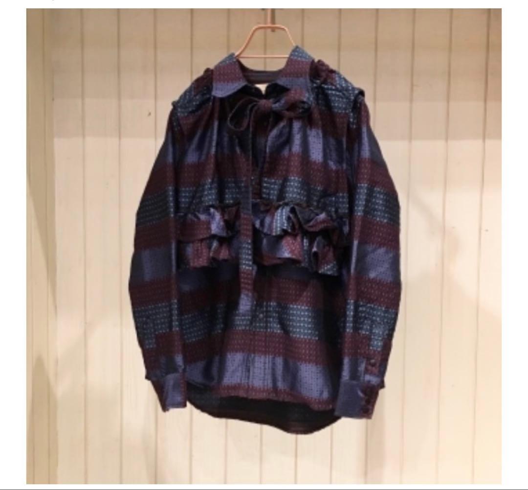 maturely / ストライプ長袖シャツ-フリルベスト