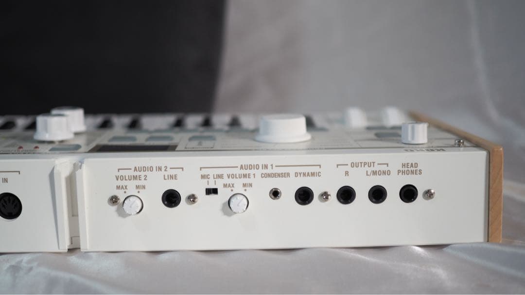 コルグ microKORG S ホワイト