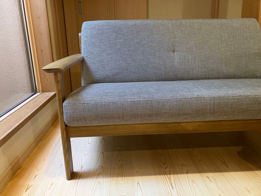 カリモク　ソファ　チターノ　2シーター　無印　北欧　木製　ウニコ　参考価格14万