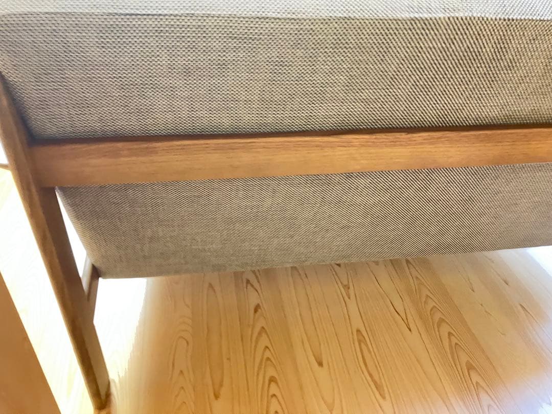 カリモク　ソファ　チターノ　2シーター　無印　北欧　木製　ウニコ　参考価格14万