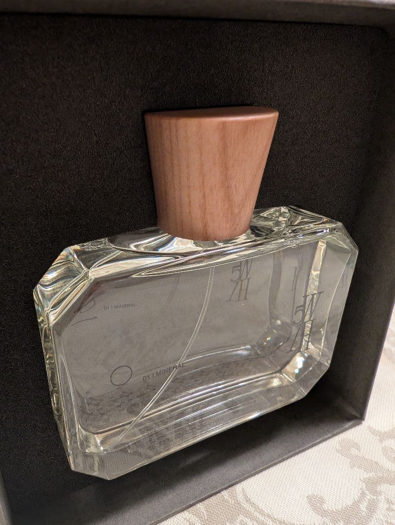 香油香寮　5W1H　01 MINERAL オードパルファム100ml