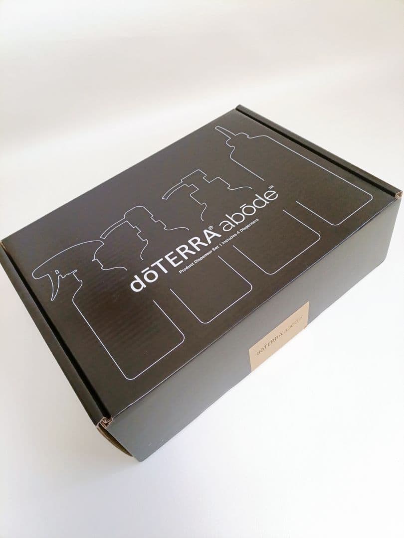 【新品・未使用】ドテラ 　ガラス製ディスペンサーセット4個　アボード用　匿名配送