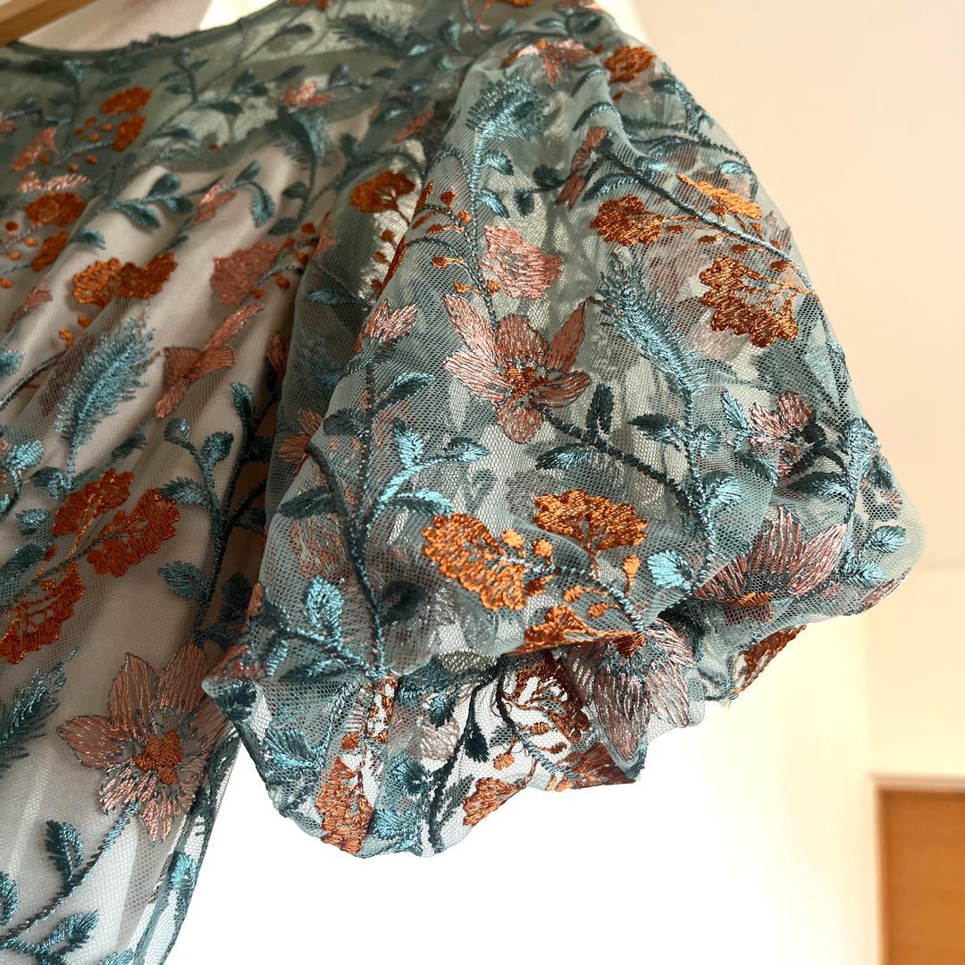 Mサイズ　パフスリーブ フラワー刺繍 フェミニン パーティー ドレス