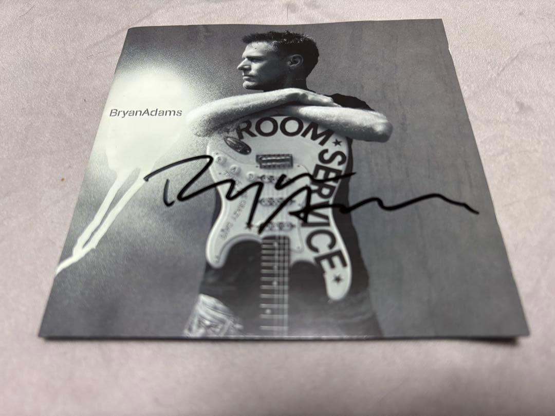 レア　Bryan Adams直筆サインRoom Serviceブライアンアダムス