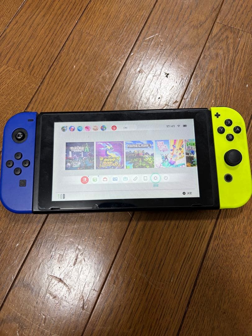 Nintendo Switch 青と黄のジョイコン　ジャンク