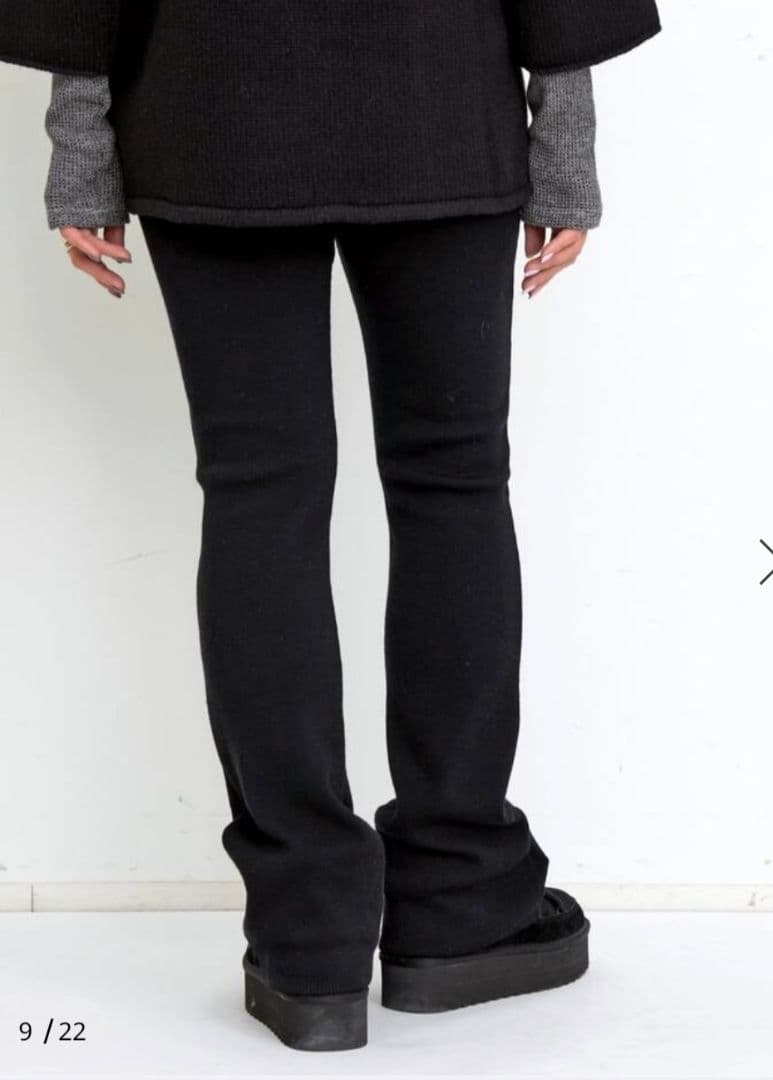新品未使用【 RIB KNIT LEGGINGS】