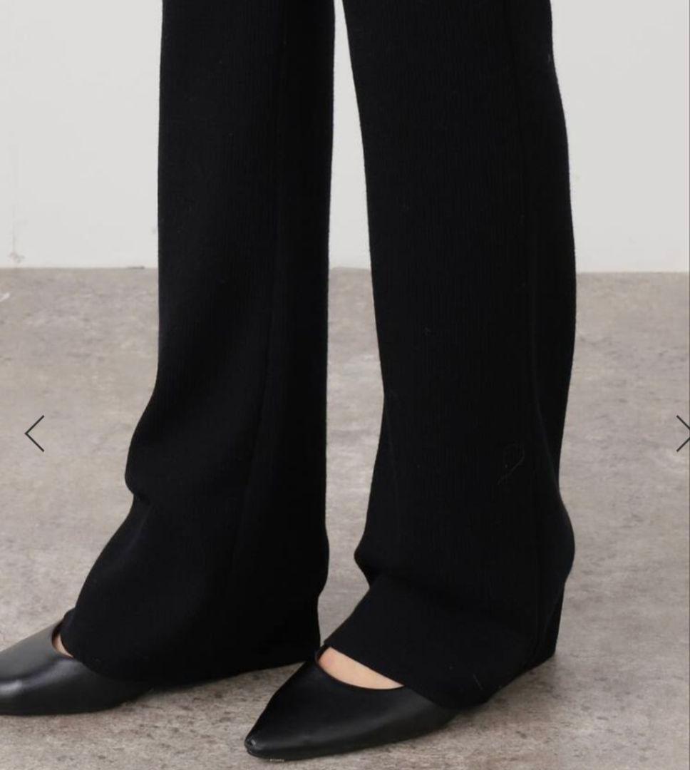 新品未使用【 RIB KNIT LEGGINGS】