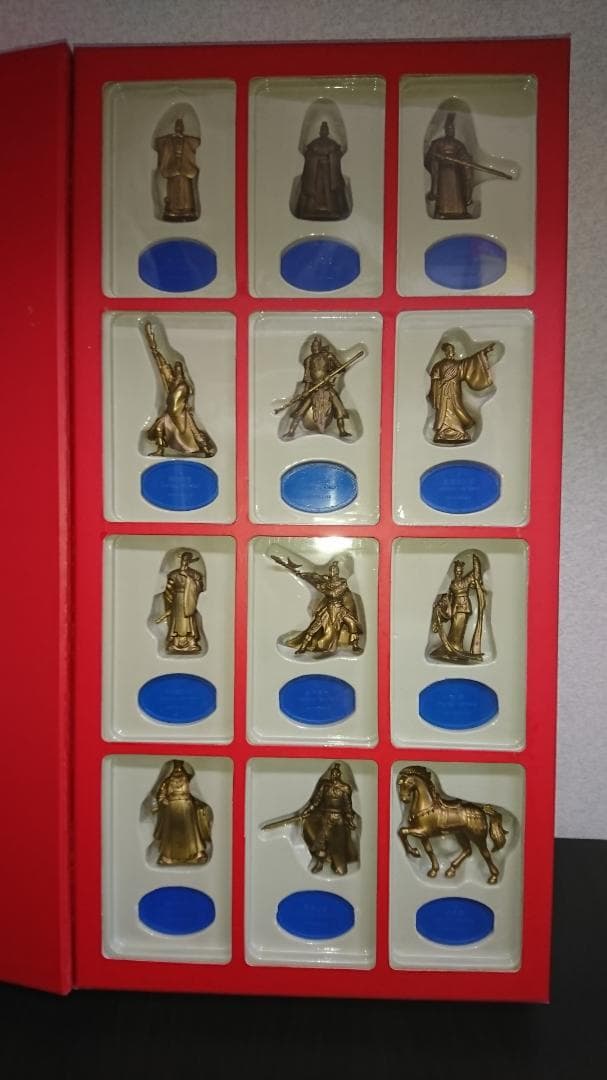 週刊ビジュアル三国志全50刊、限定フィギュア黄金仕様12体フルコンプリート